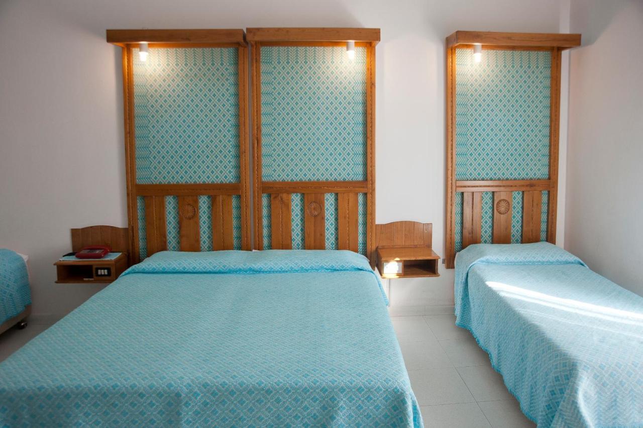 Albergo Miramare Кала Гононе Екстериор снимка
