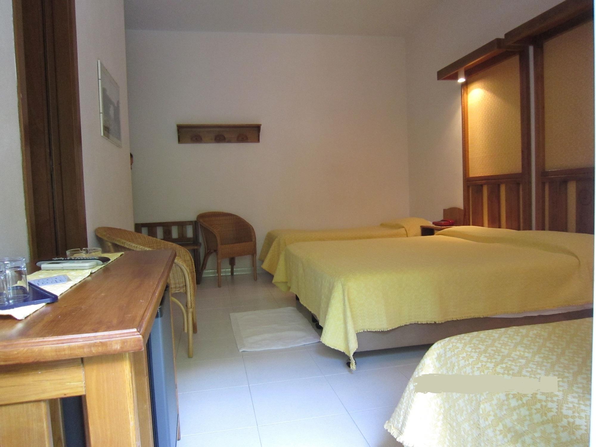 Albergo Miramare Кала Гононе Екстериор снимка