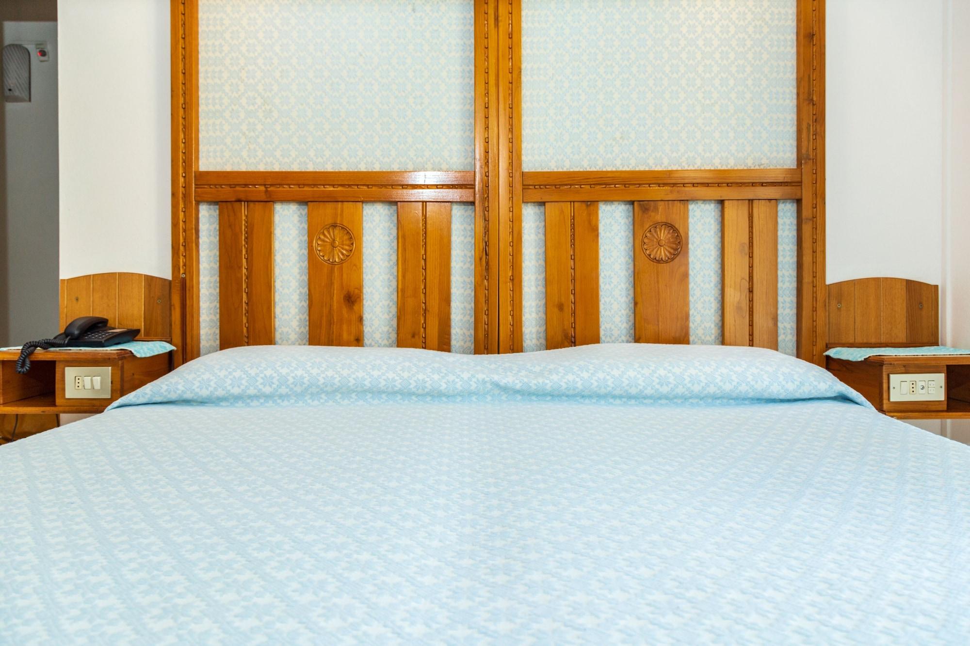 Albergo Miramare Кала Гононе Екстериор снимка